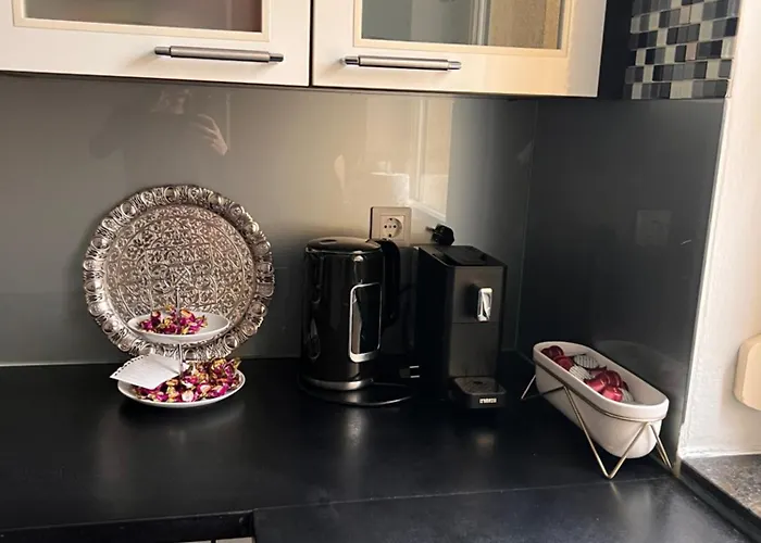 Lägenhet Helle City-wohnung Mit Balkon Nahe Bahnhof *