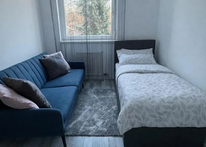 Helle City-wohnung Mit Balkon Nahe Bahnhof Lägenhet