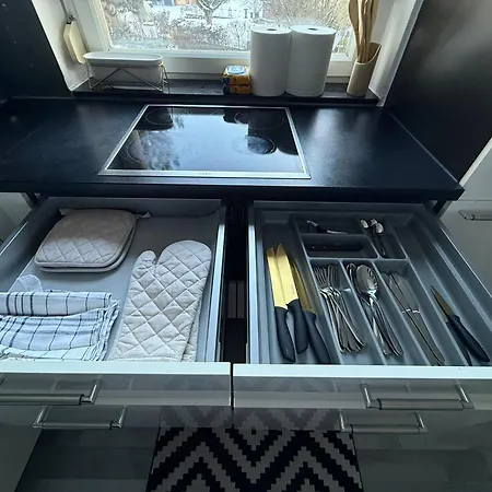 Helle City-wohnung Mit Balkon Nahe Bahnhof Apartamento *